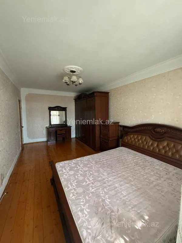 Satılır 3 otaqlı köhnə tikili 74 m²