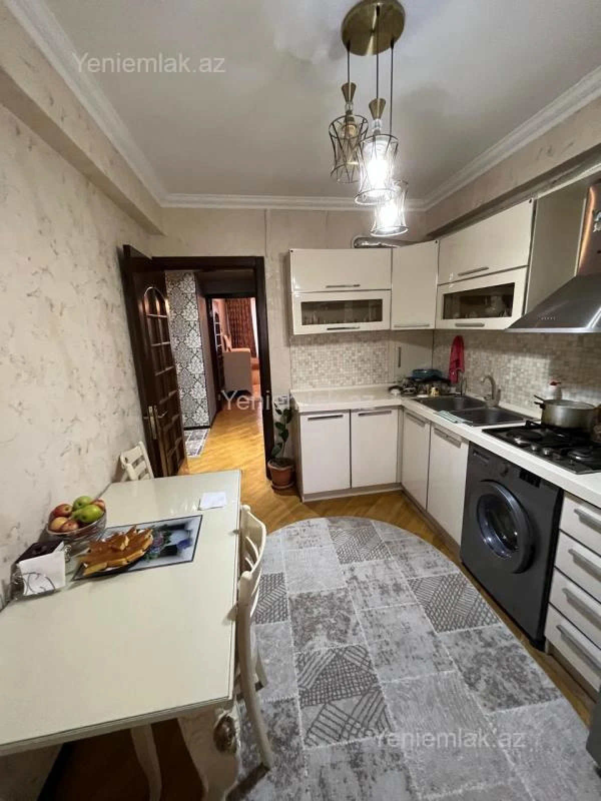 Satılır 3 otaqlı yeni tikili 85 m²