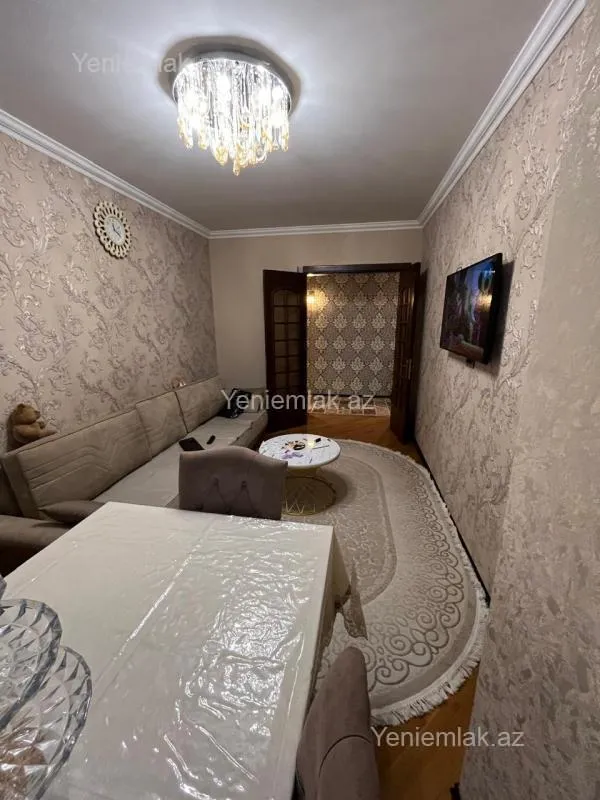 Satılır 3 otaqlı yeni tikili 85 m²