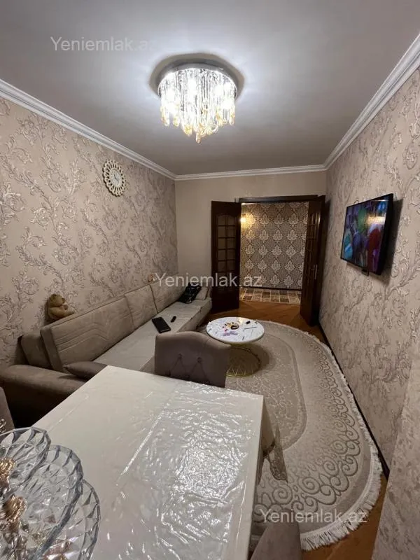 Satılır 3 otaqlı yeni tikili 85 m²