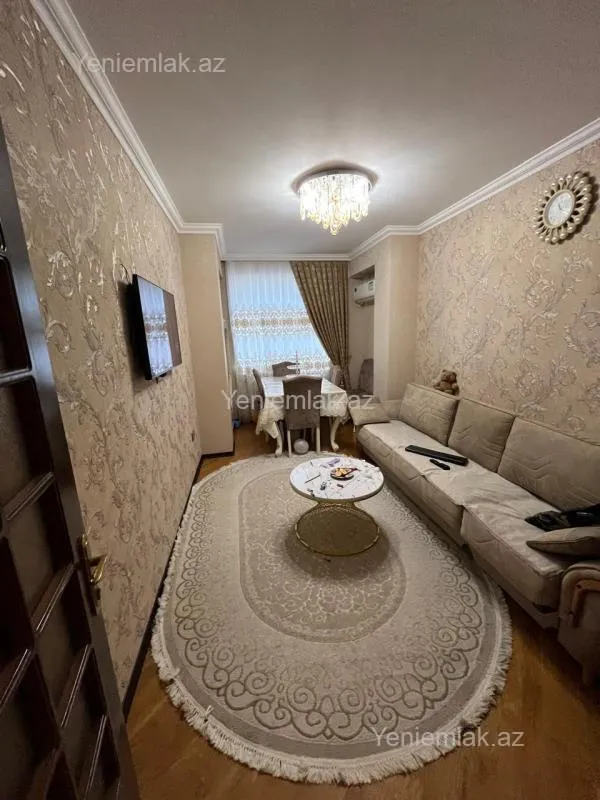 Satılır 3 otaqlı yeni tikili 85 m²