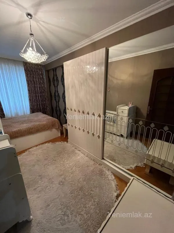 Satılır 3 otaqlı yeni tikili 85 m²