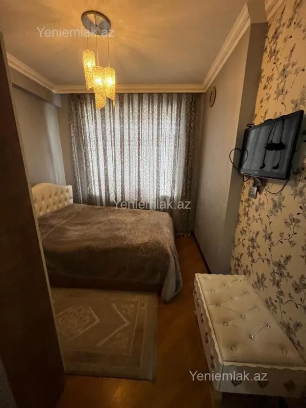 Satılır 3 otaqlı yeni tikili 85 m²