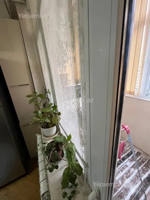 Satılır 3 otaqlı yeni tikili 85 m²