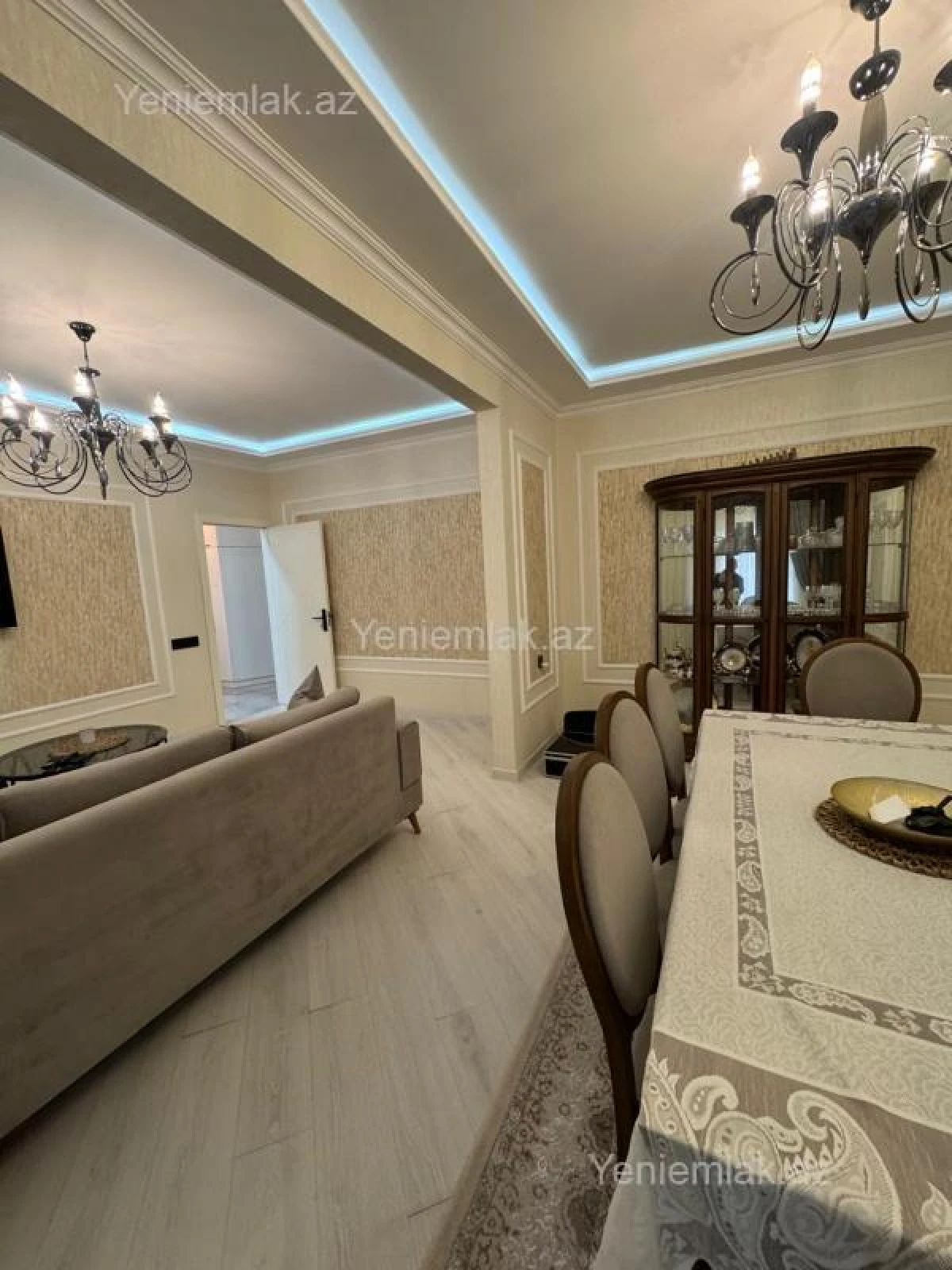 Satılır 3 otaqlı köhnə tikili 110 m²