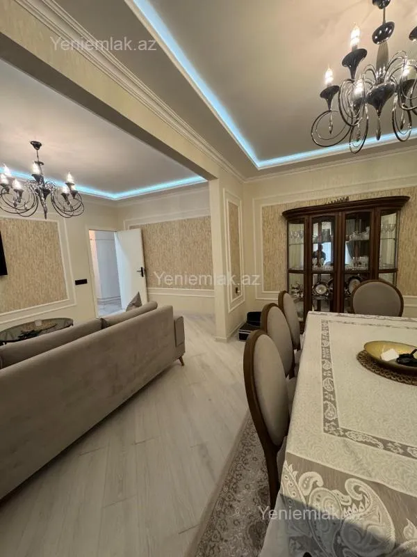 Satılır 3 otaqlı köhnə tikili 110 m²