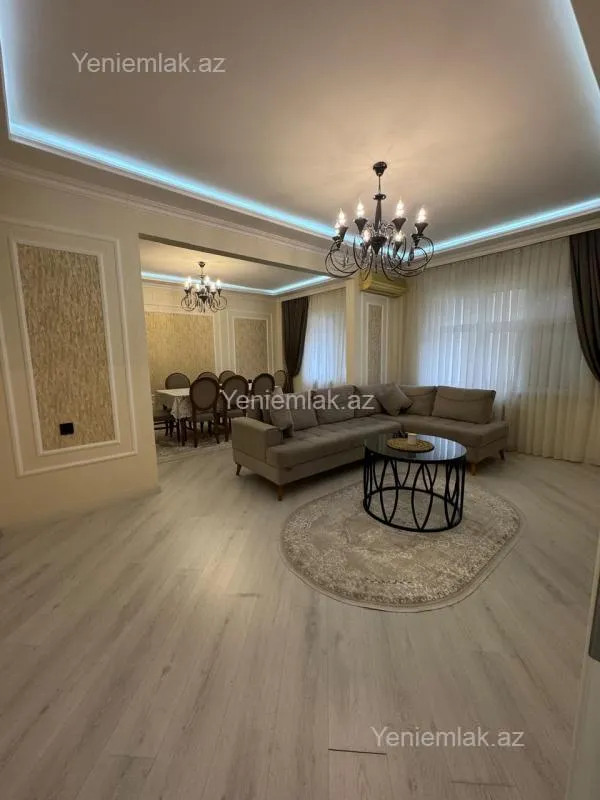 Satılır 3 otaqlı köhnə tikili 110 m²