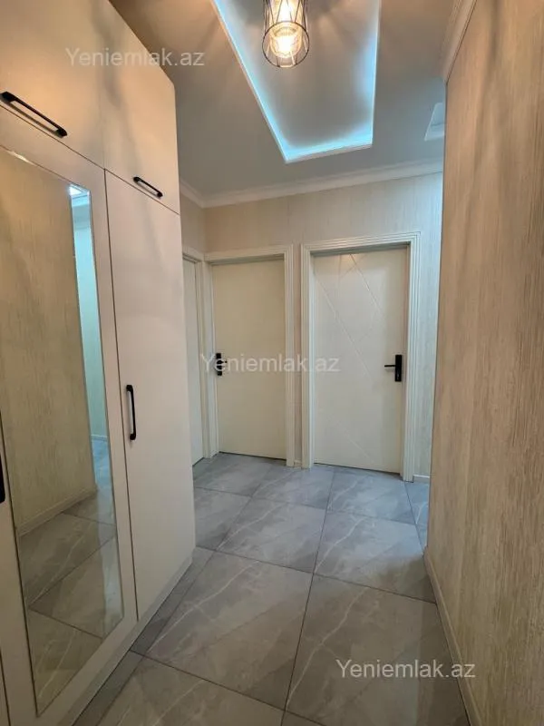 Satılır 3 otaqlı köhnə tikili 110 m²