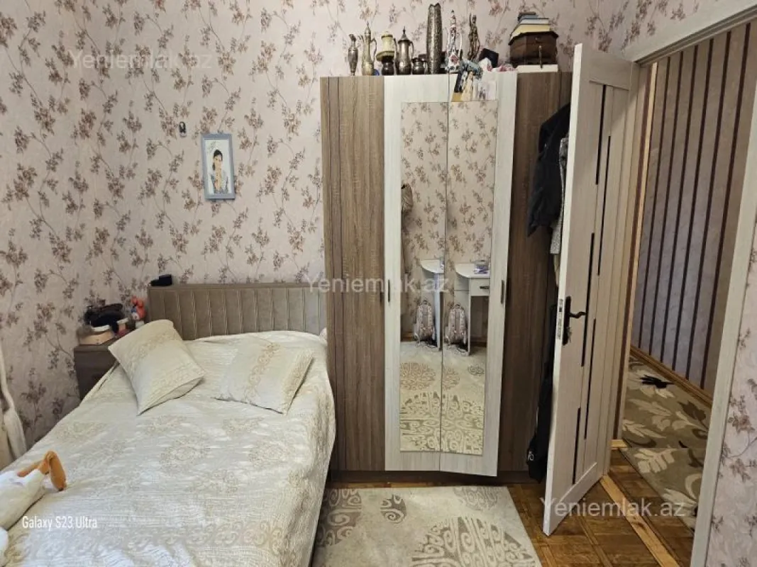 Satılır 3 otaqlı köhnə tikili 80 m²