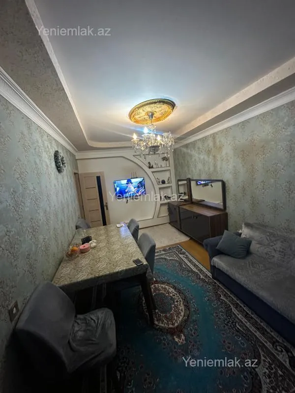 Satılır 3 otaqlı köhnə tikili 60 m²