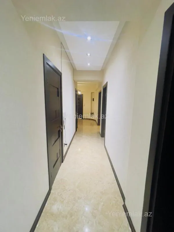 Satılır 3 otaqlı yeni tikili 114 m²
