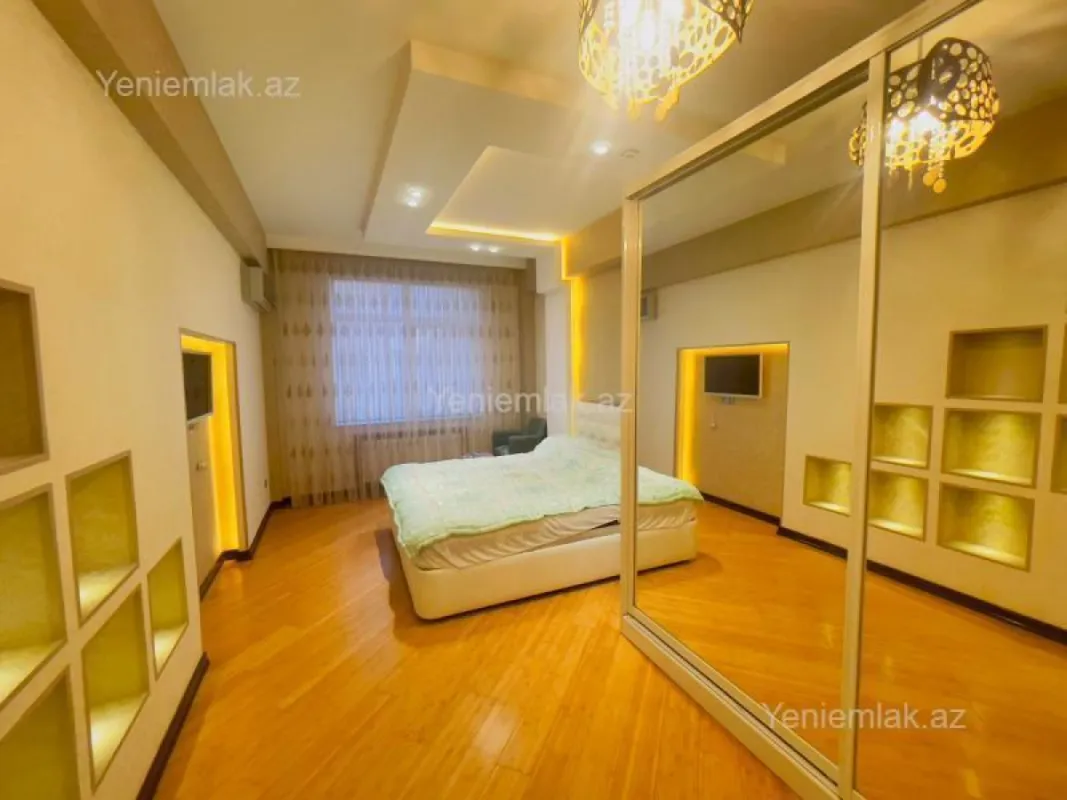 Satılır 3 otaqlı yeni tikili 114 m²