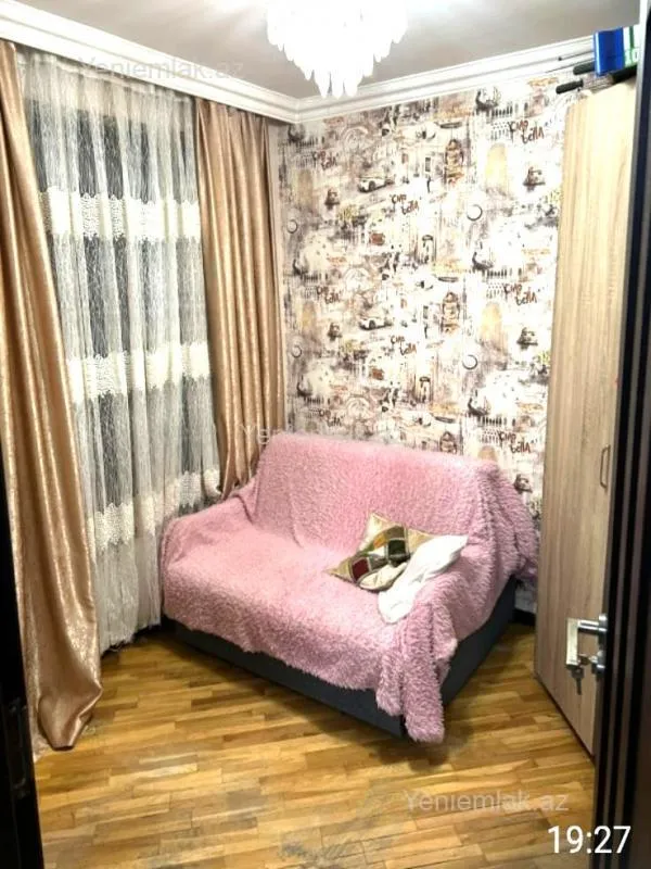 Satılır 2 otaqlı köhnə tikili 48 m²