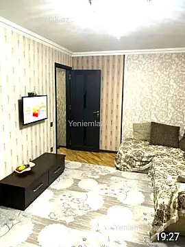 Satılır 2 otaqlı köhnə tikili 48 m²