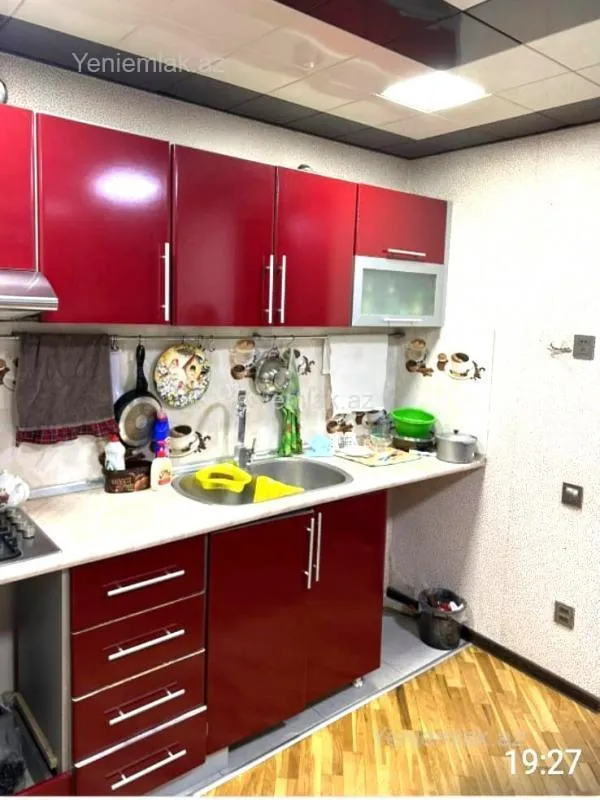 Satılır 2 otaqlı köhnə tikili 48 m²