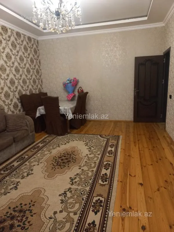 Satılır 4 otaqlı həyət evi 120 m²