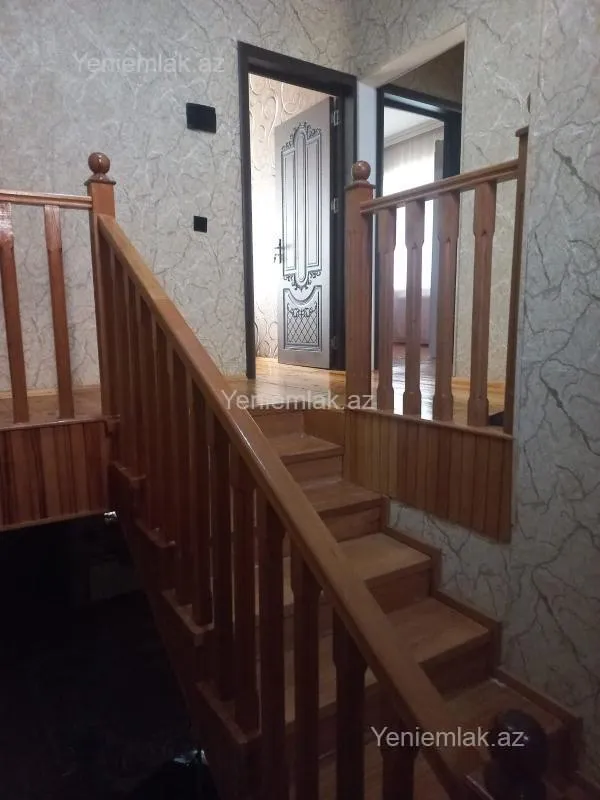 Satılır 4 otaqlı həyət evi 120 m²