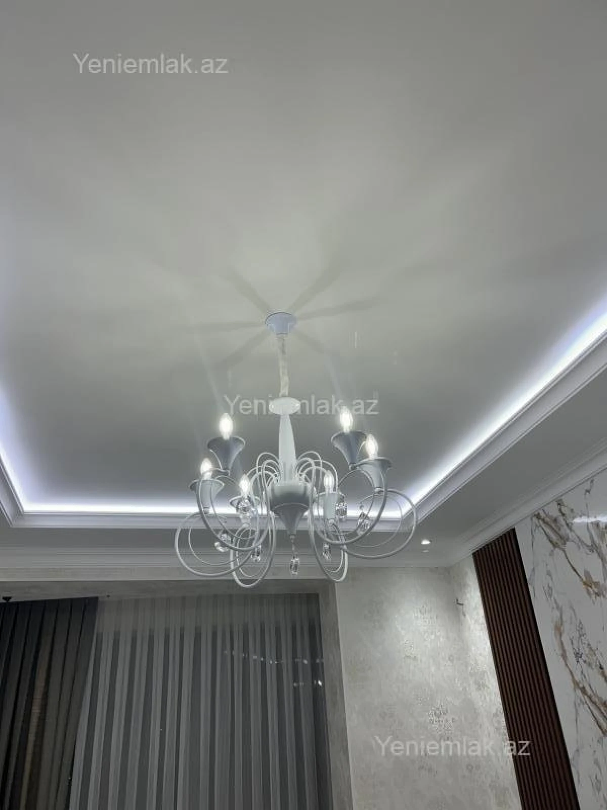 Satılır 2 otaqlı yeni tikili 88 m²