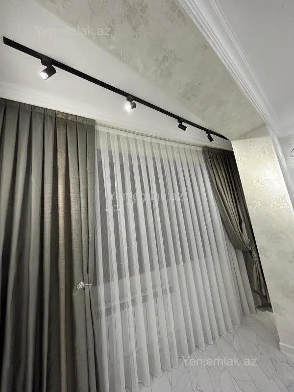 Satılır 2 otaqlı yeni tikili 88 m²