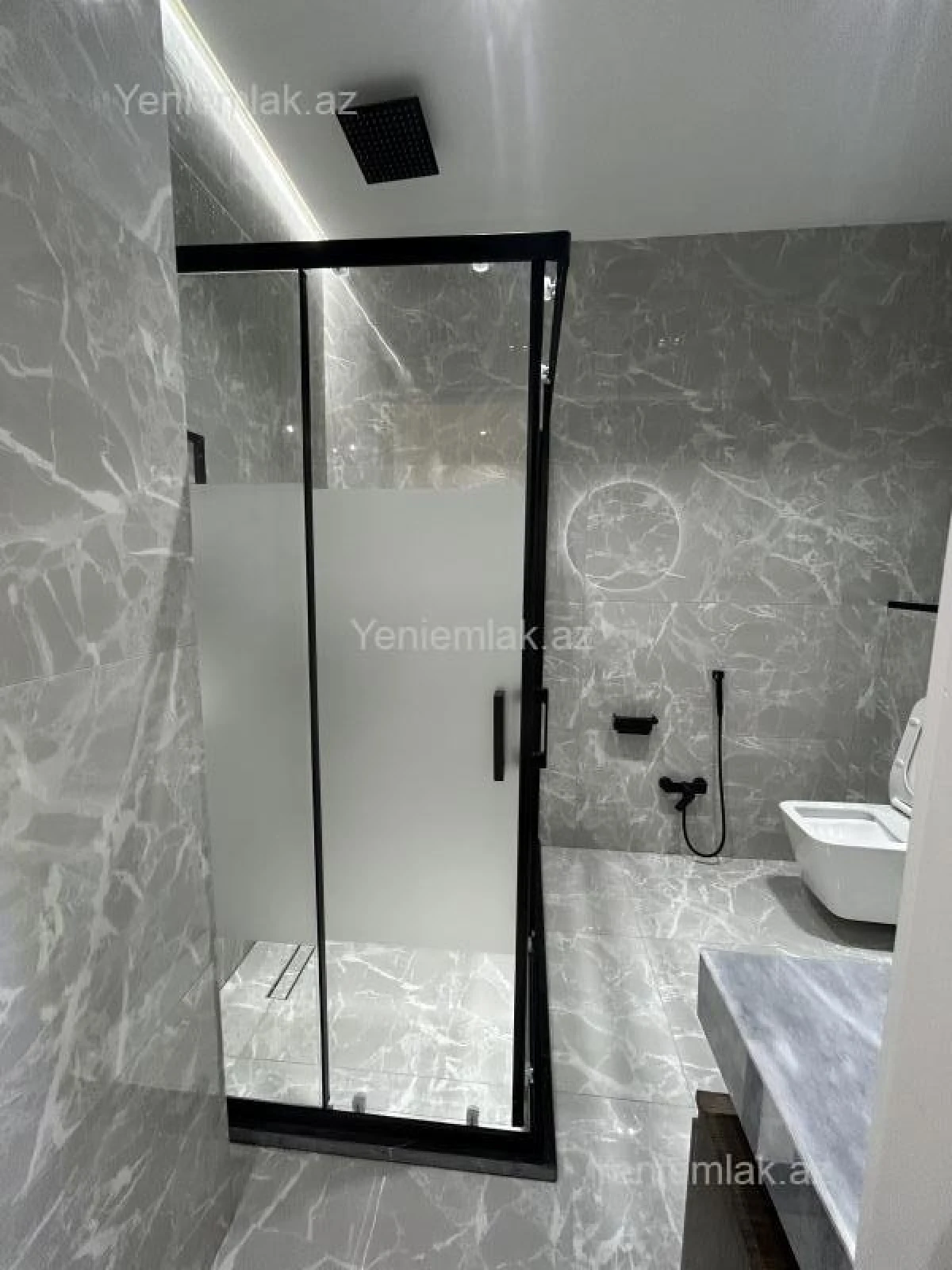 Satılır 2 otaqlı yeni tikili 88 m²