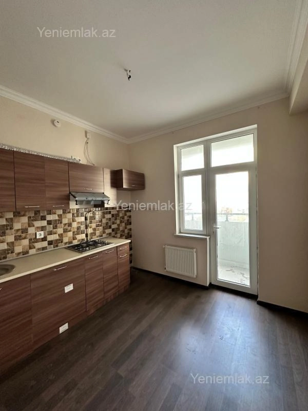 Satılır 3 otaqlı yeni tikili 82 m²