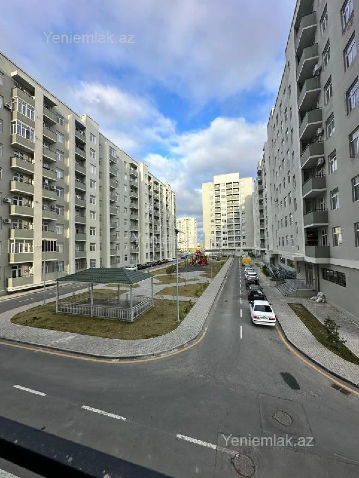 Satılır 3 otaqlı yeni tikili 82 m²