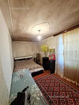 Satılır 2 otaqlı köhnə tikili 50 m²