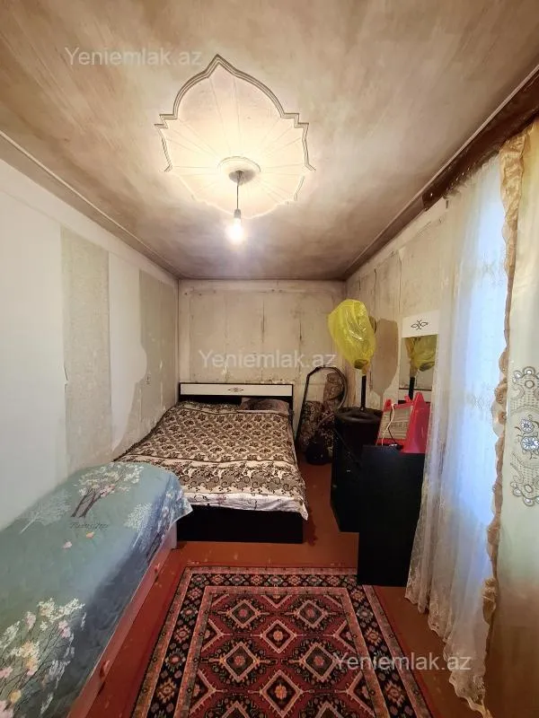 Satılır 2 otaqlı köhnə tikili 50 m²