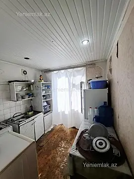 Satılır 2 otaqlı köhnə tikili 50 m²