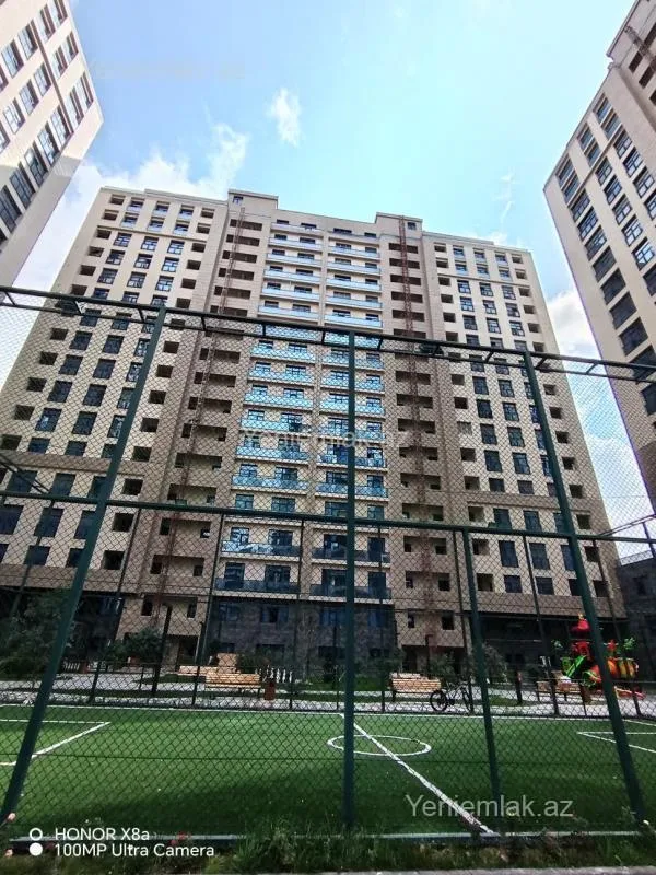 Satılır 3 otaqlı yeni tikili 125 m²