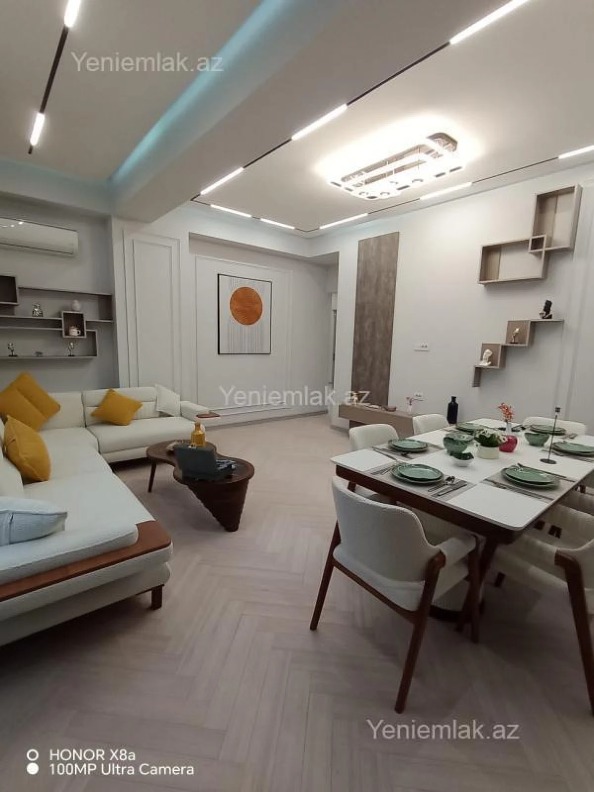 Satılır 3 otaqlı yeni tikili 125 m²