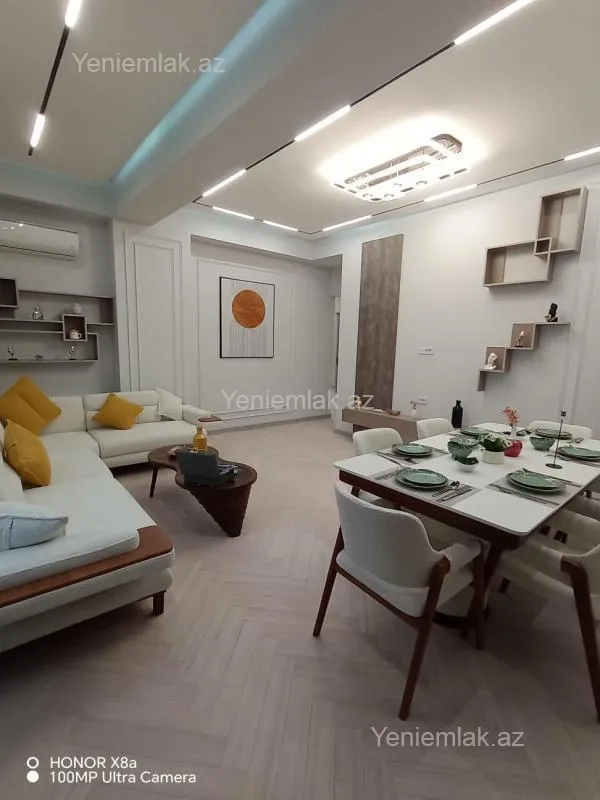 Satılır 3 otaqlı yeni tikili 125 m²