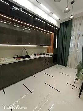 Satılır 3 otaqlı yeni tikili 125 m²