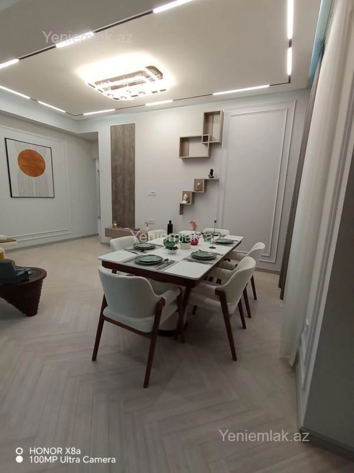 Satılır 3 otaqlı yeni tikili 125 m²