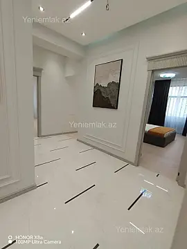 Satılır 3 otaqlı yeni tikili 125 m²