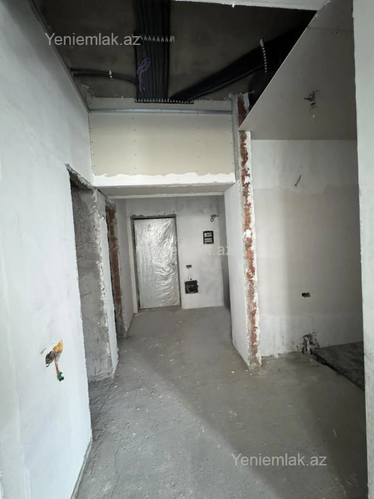 Satılır 2 otaqlı yeni tikili 146 m²