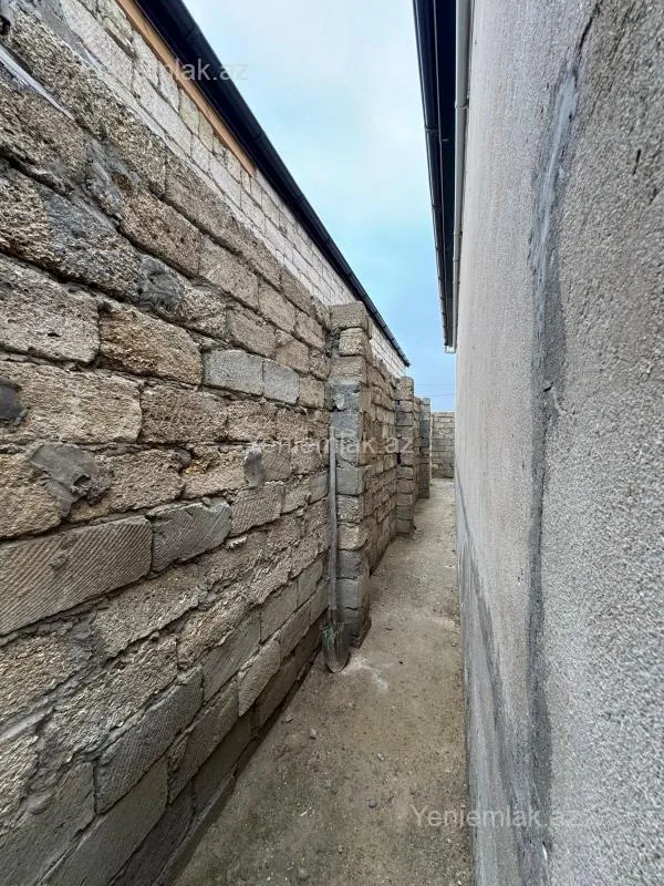 Satılır 4 otaqlı həyət evi 115 m²