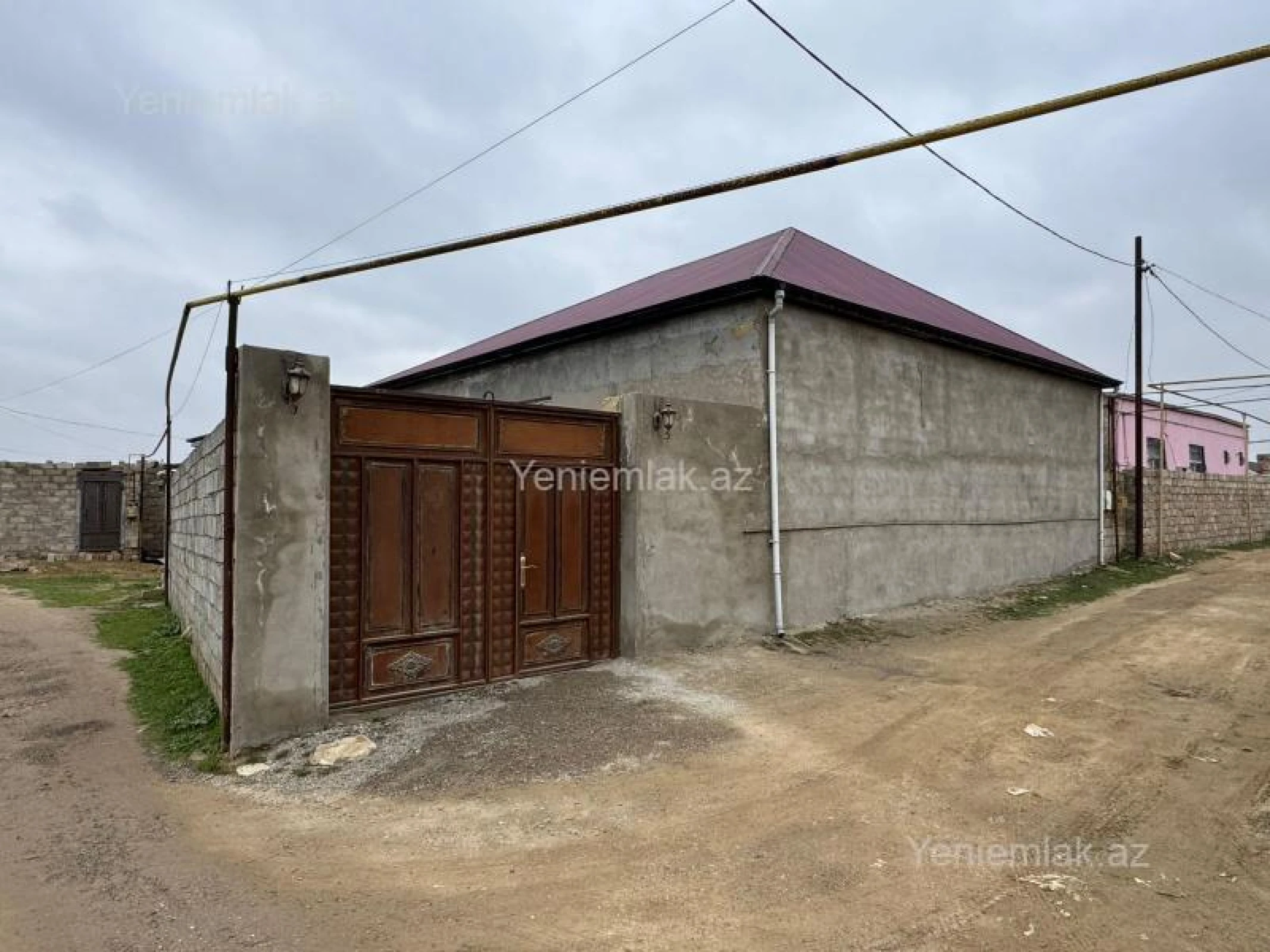 Satılır 4 otaqlı həyət evi 115 m²