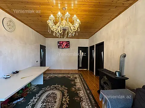 Satılır 4 otaqlı həyət evi 115 m²