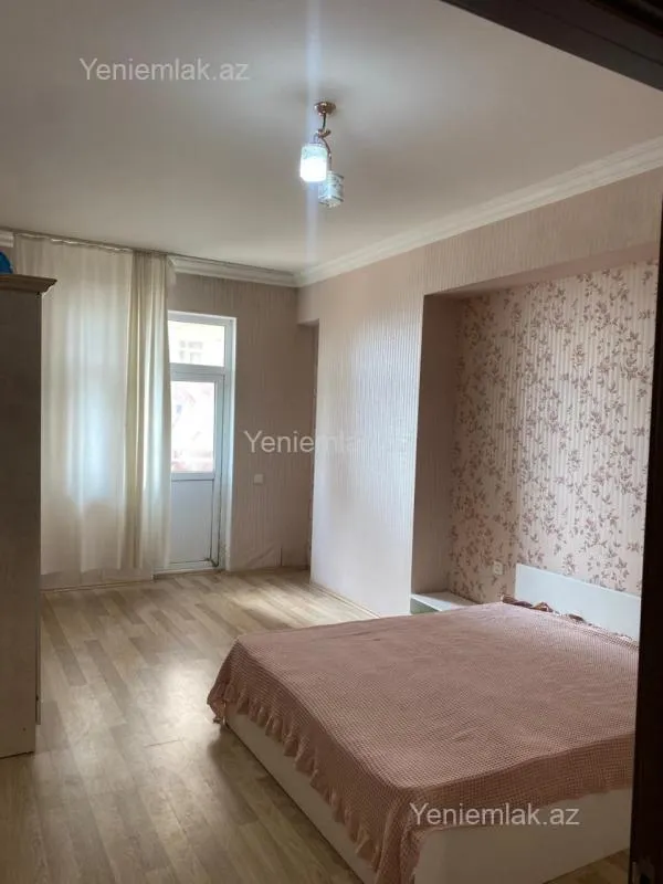 Satılır 2 otaqlı yeni tikili 80 m²
