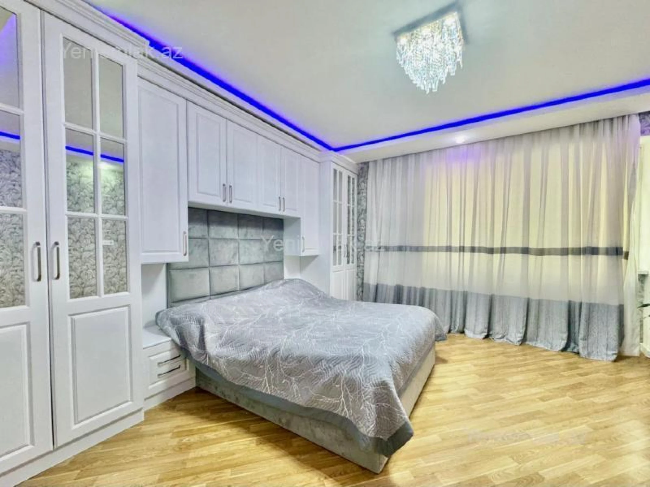 Satılır 2 otaqlı köhnə tikili 60 m²