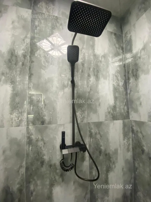 Satılır 4 otaqlı həyət evi 140 m²