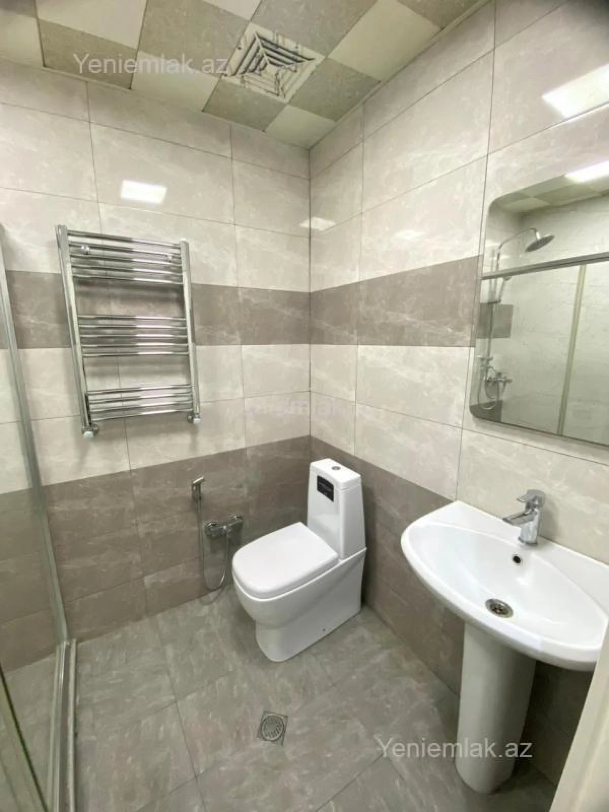 Satılır 2 otaqlı yeni tikili 45 m²