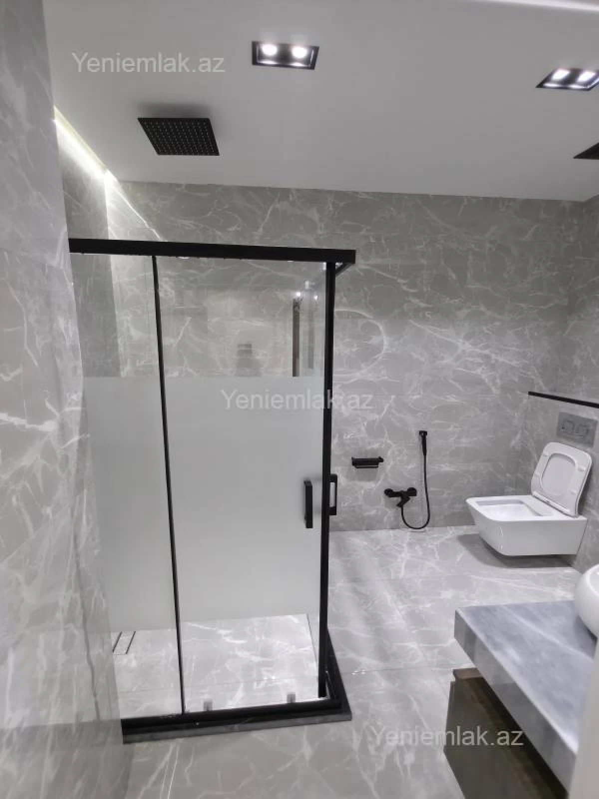 Satılır 2 otaqlı yeni tikili 88 m²