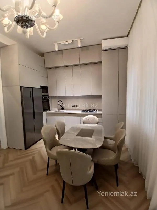 Satılır 3 otaqlı yeni tikili 75 m²