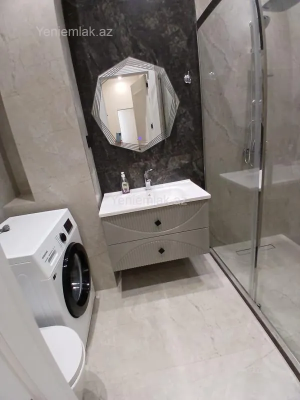 Satılır 3 otaqlı yeni tikili 75 m²