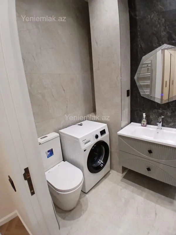 Satılır 3 otaqlı yeni tikili 75 m²