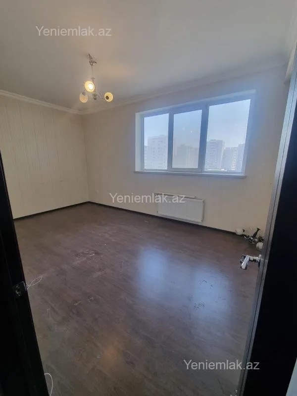 Satılır 3 otaqlı yeni tikili 85 m²