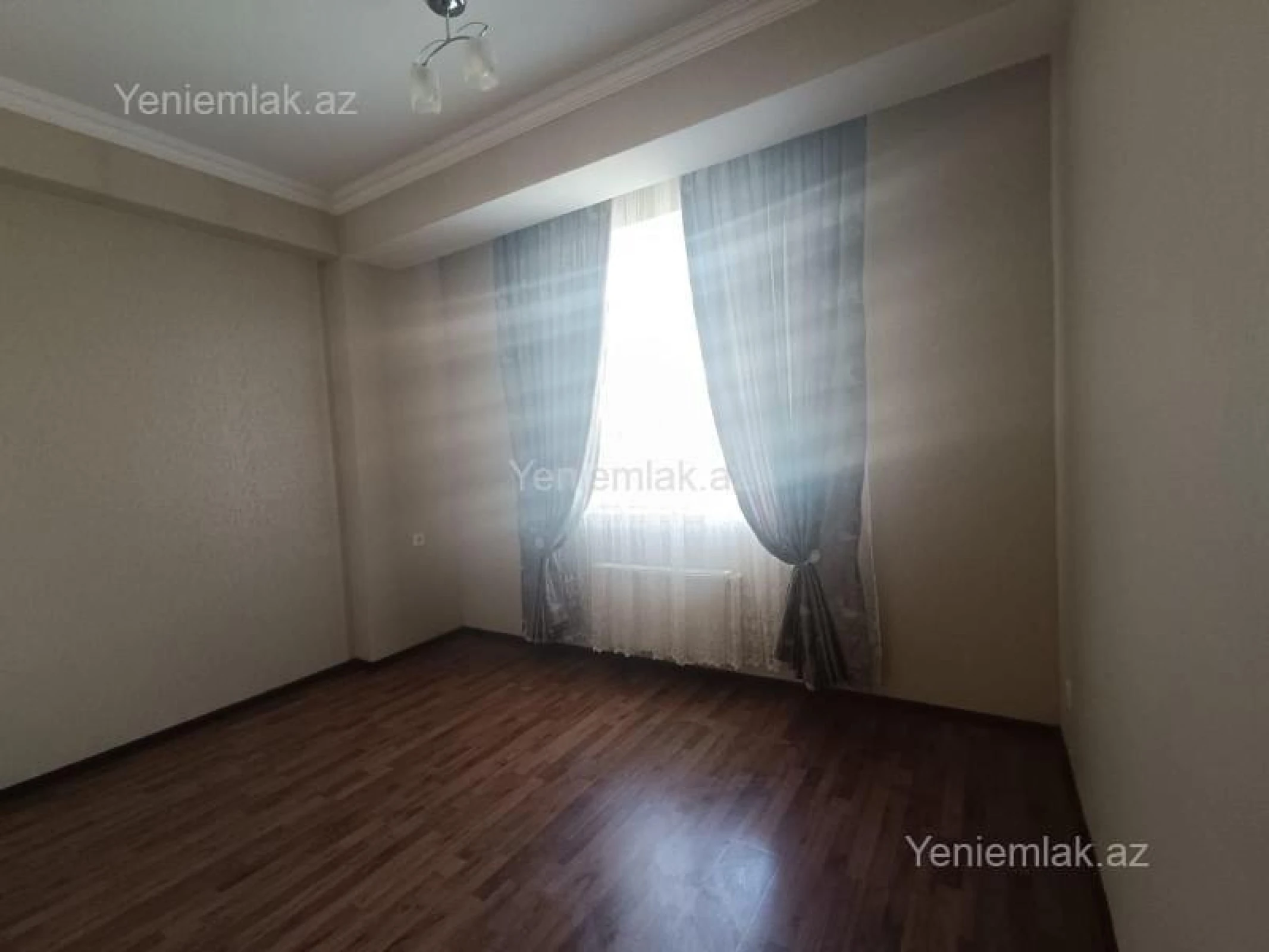 Satılır 3 otaqlı yeni tikili 85 m²