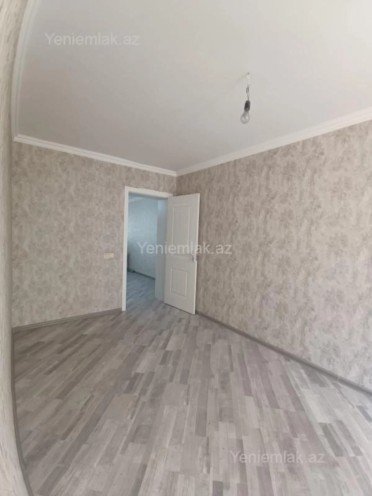 Satılır 2 otaqlı köhnə tikili 50 m²